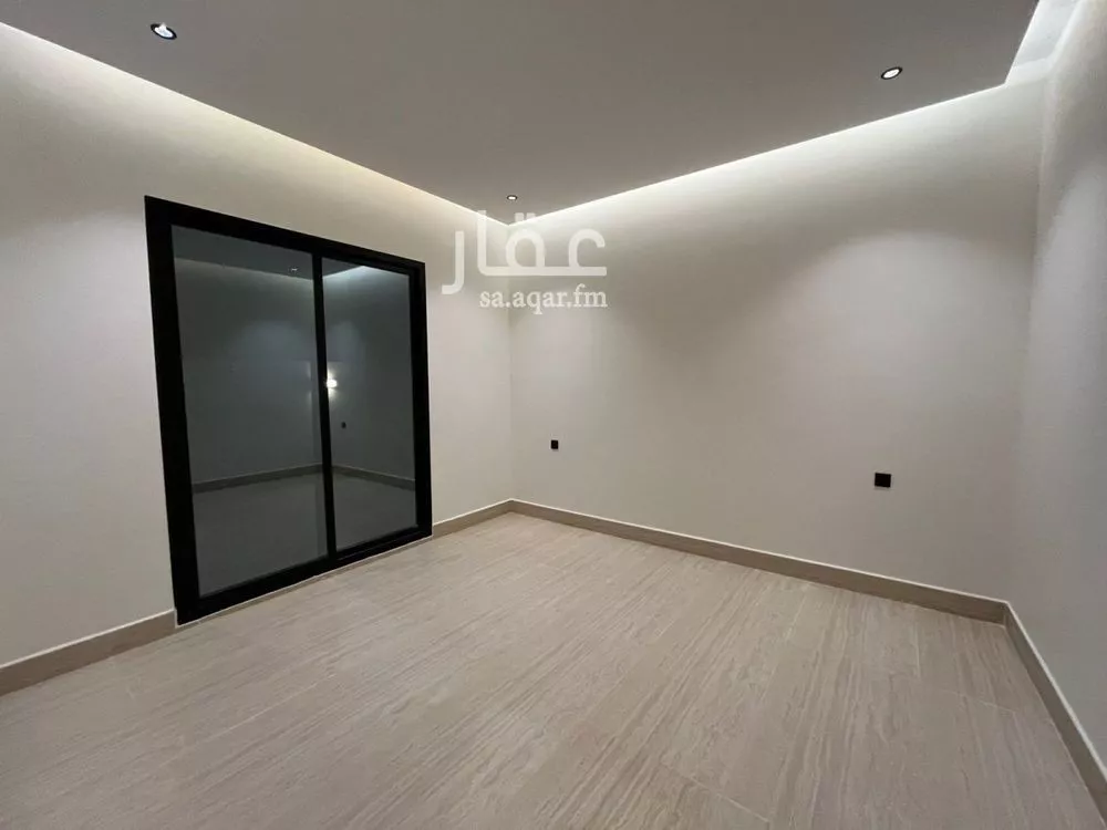 6 bedroom villa in Al Mahdiyyah 17