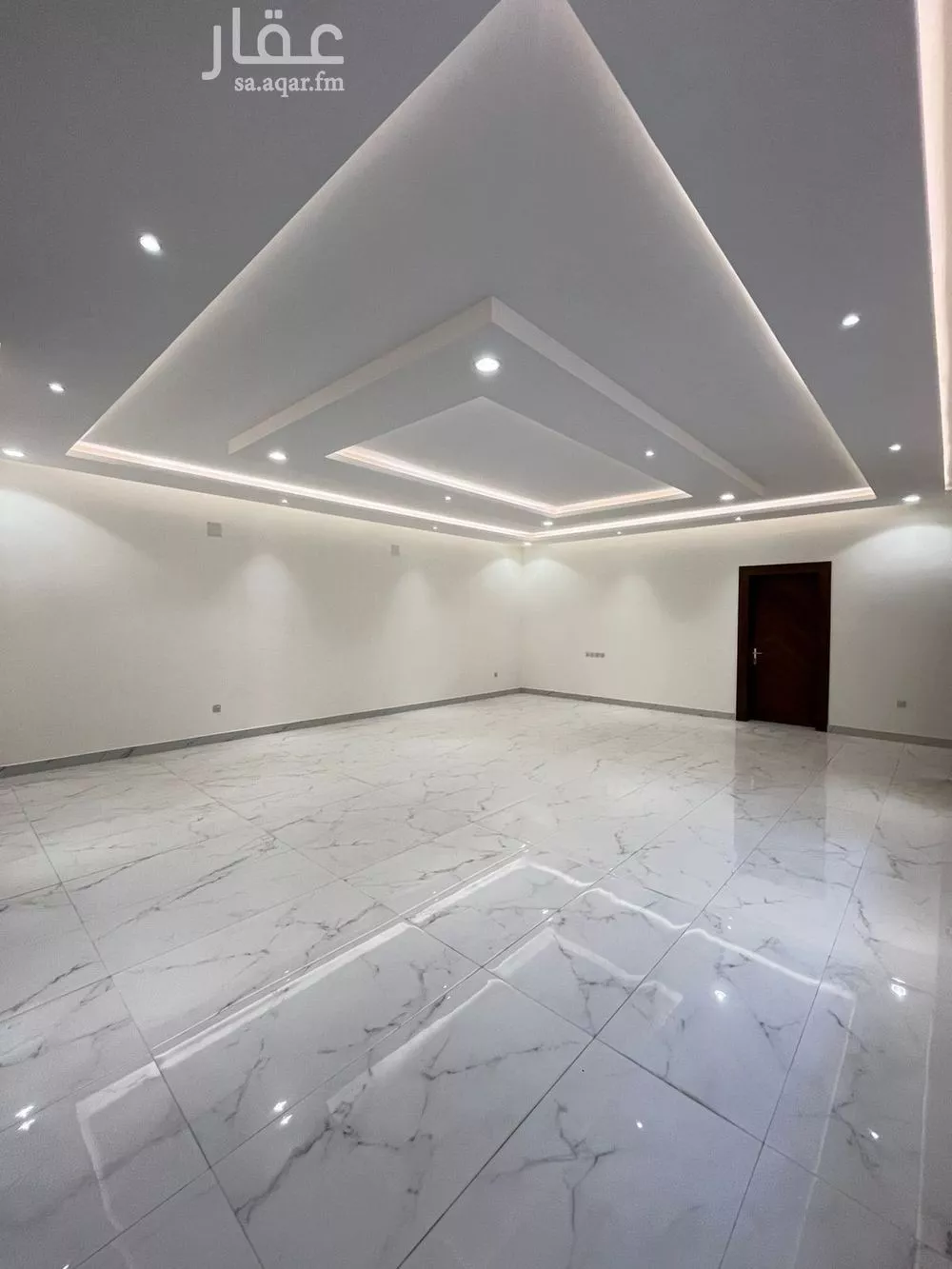 5 bedroom villa in Al Mahdiyyah 11