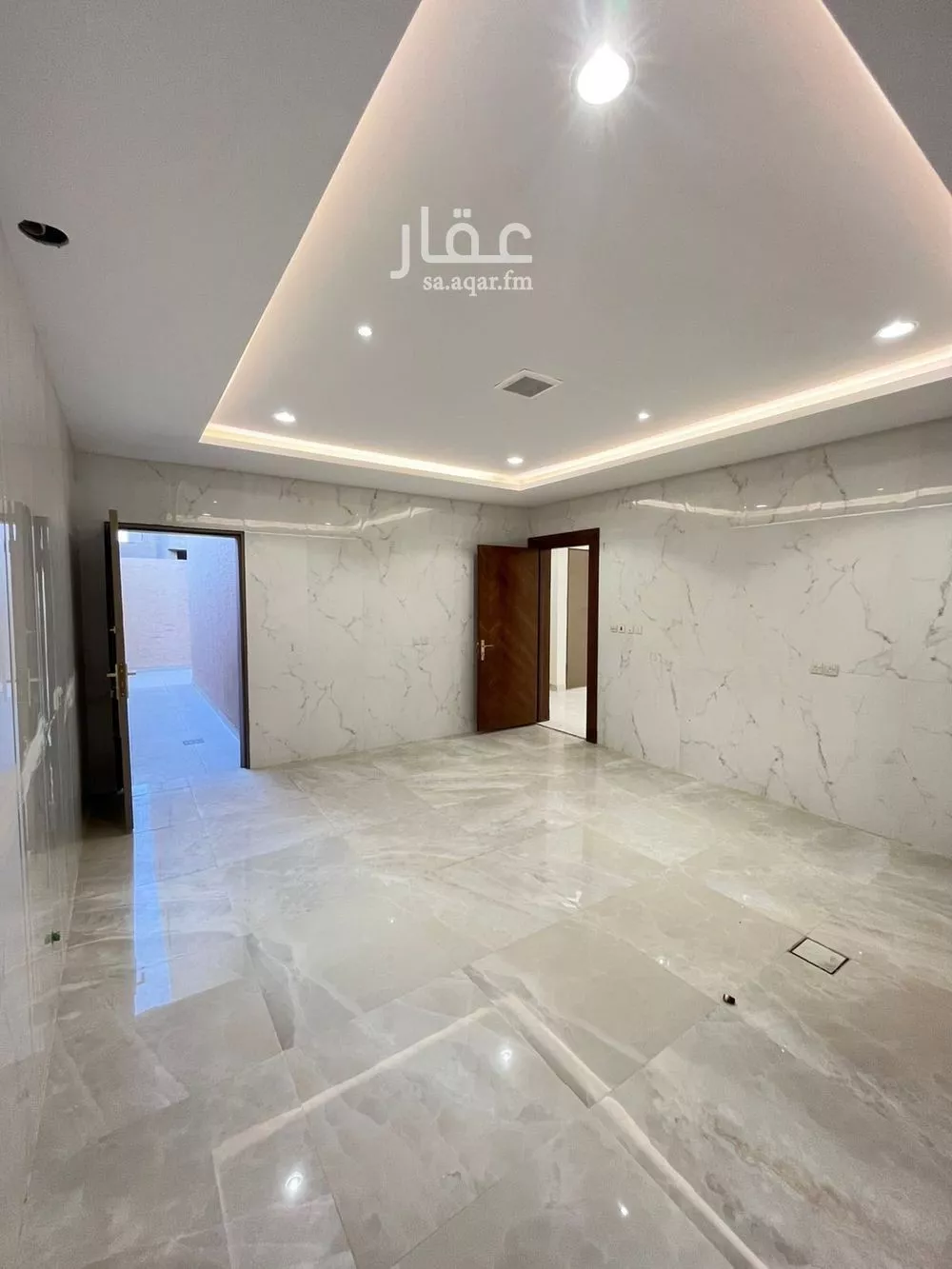 5 bedroom villa in Al Mahdiyyah 13