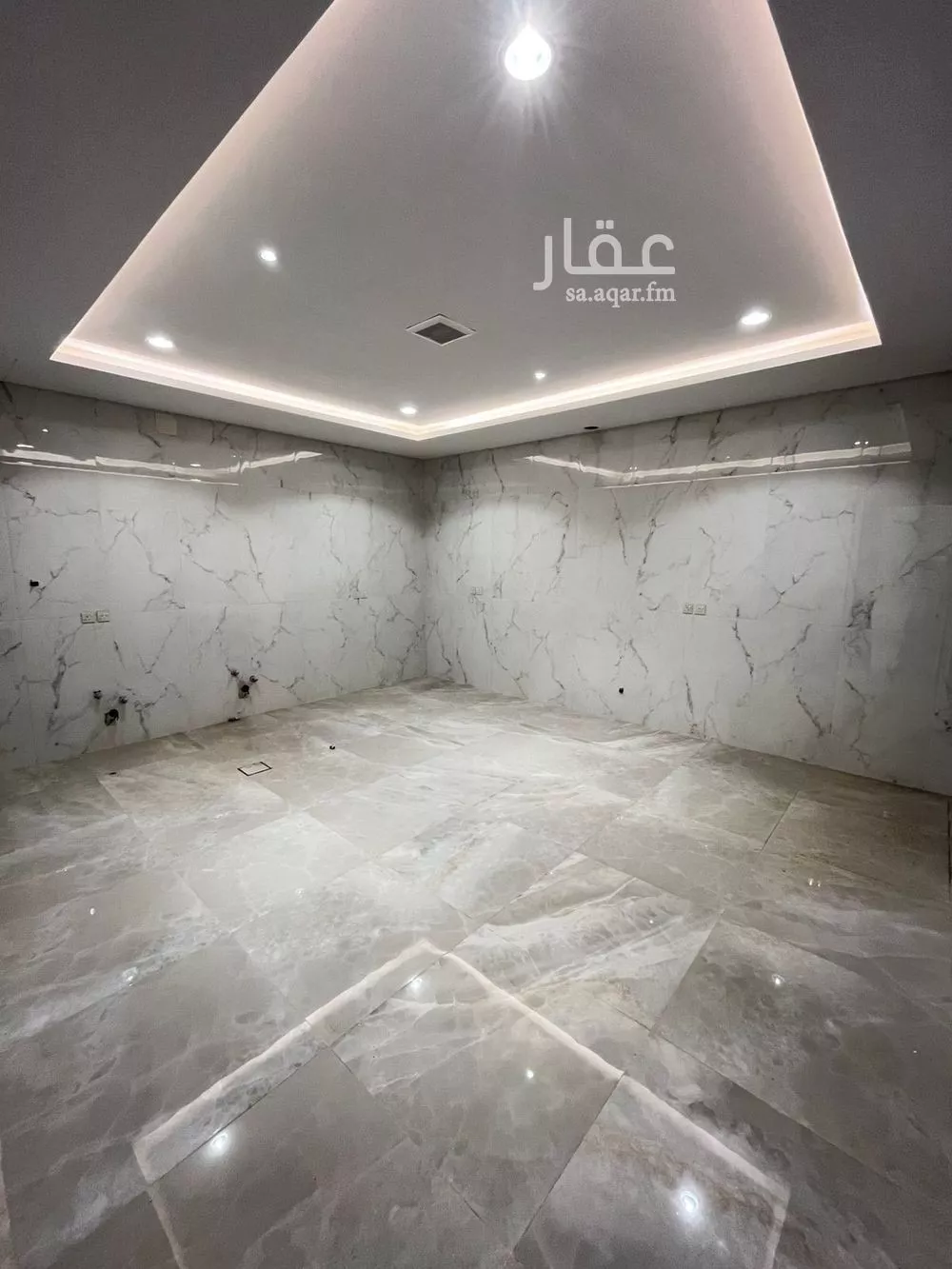 5 bedroom villa in Al Mahdiyyah 16