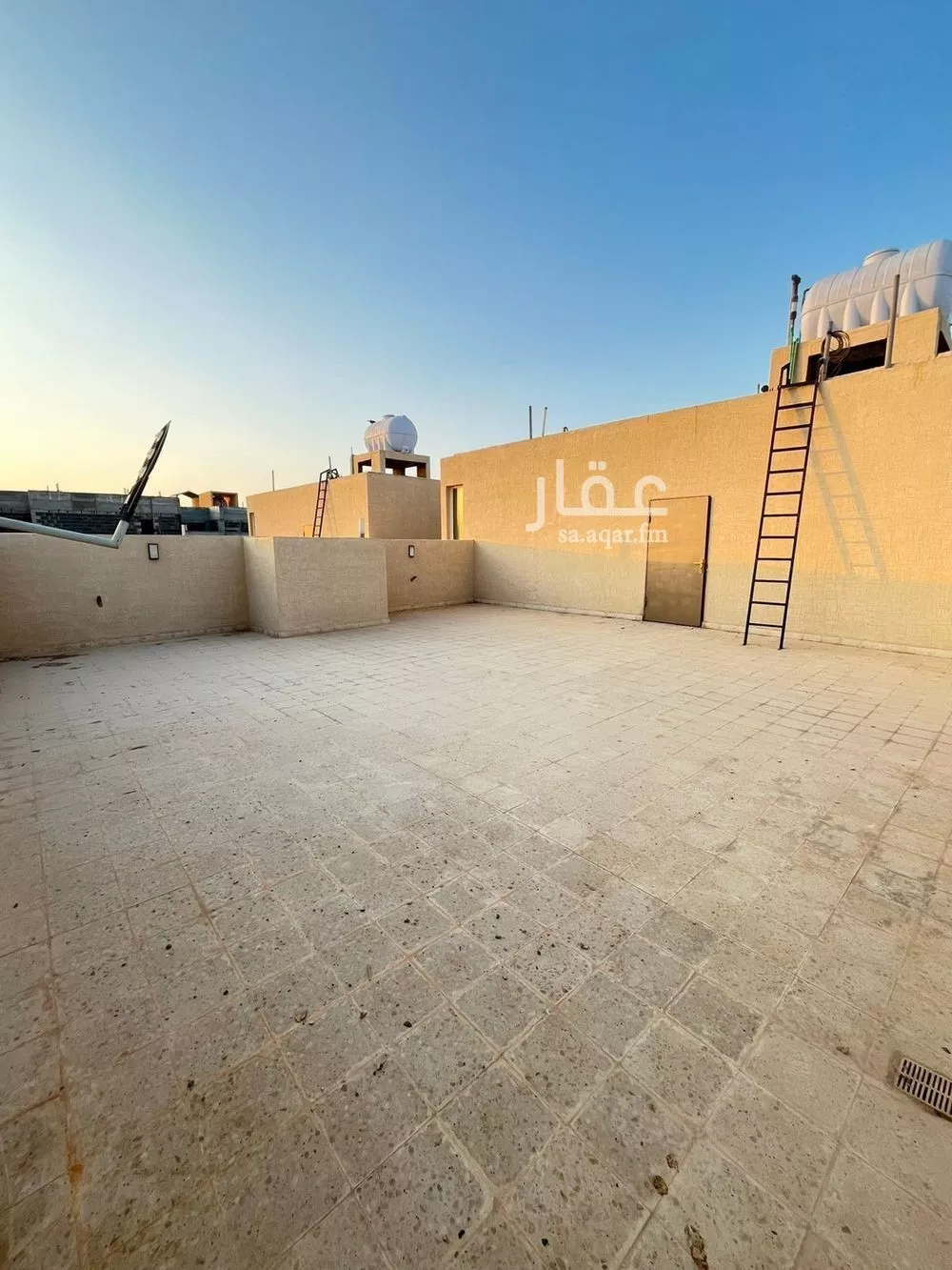 5 bedroom villa in Al Mahdiyyah 23