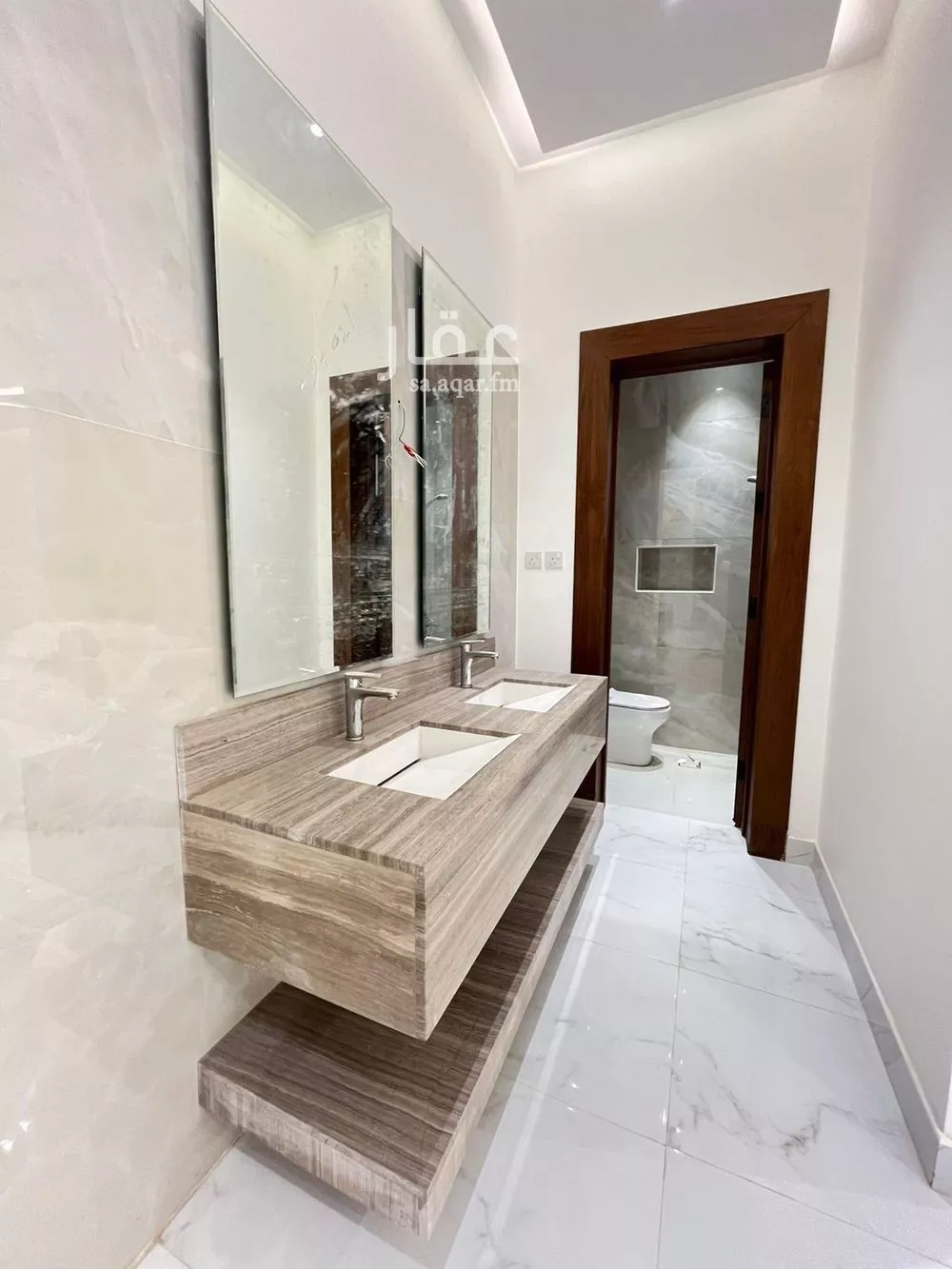 5 bedroom villa in Al Mahdiyyah 9