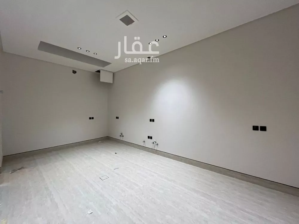 6 bedroom villa in Al Mahdiyyah 12