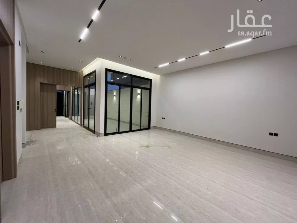 6 bedroom villa in Al Mahdiyyah 15