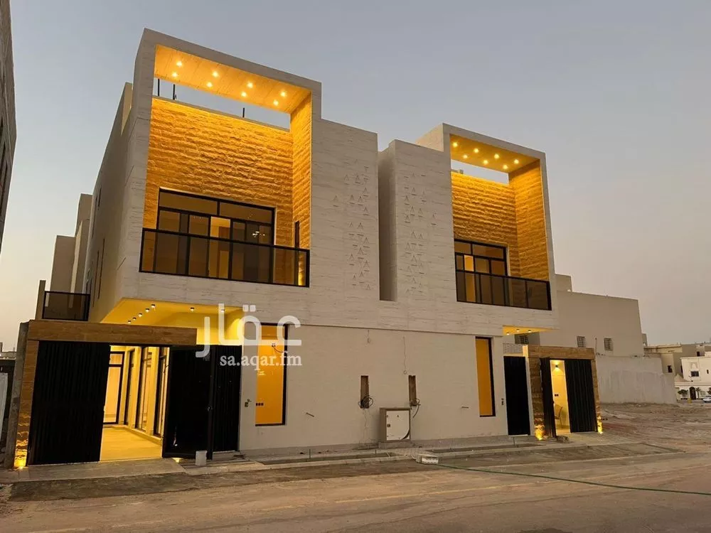 6 bedroom villa in Al Mahdiyyah 3