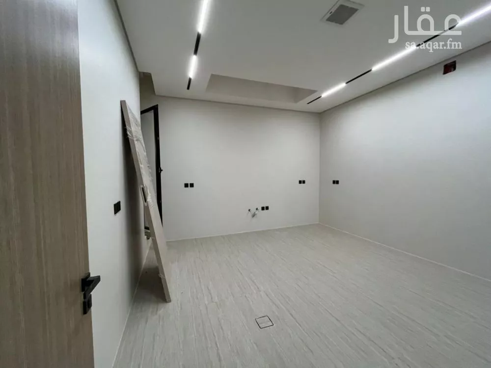 4 bedroom villa in Al Mahdiyyah 8