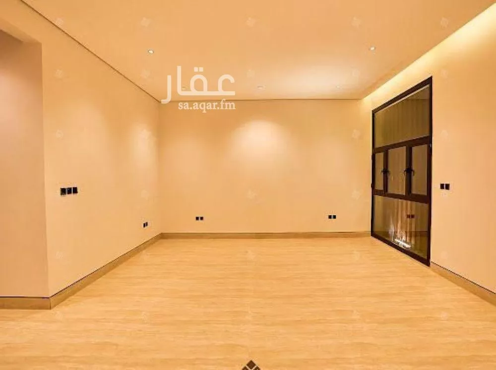 5 bedroom villa in Al Mahdiyyah 13