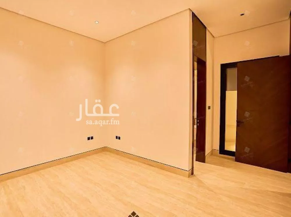 5 bedroom villa in Al Mahdiyyah 18