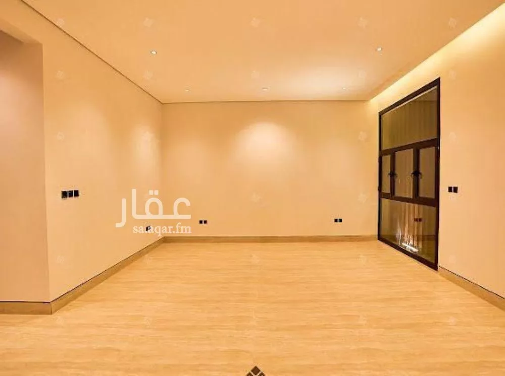 5 bedroom villa in Al Mahdiyyah 20