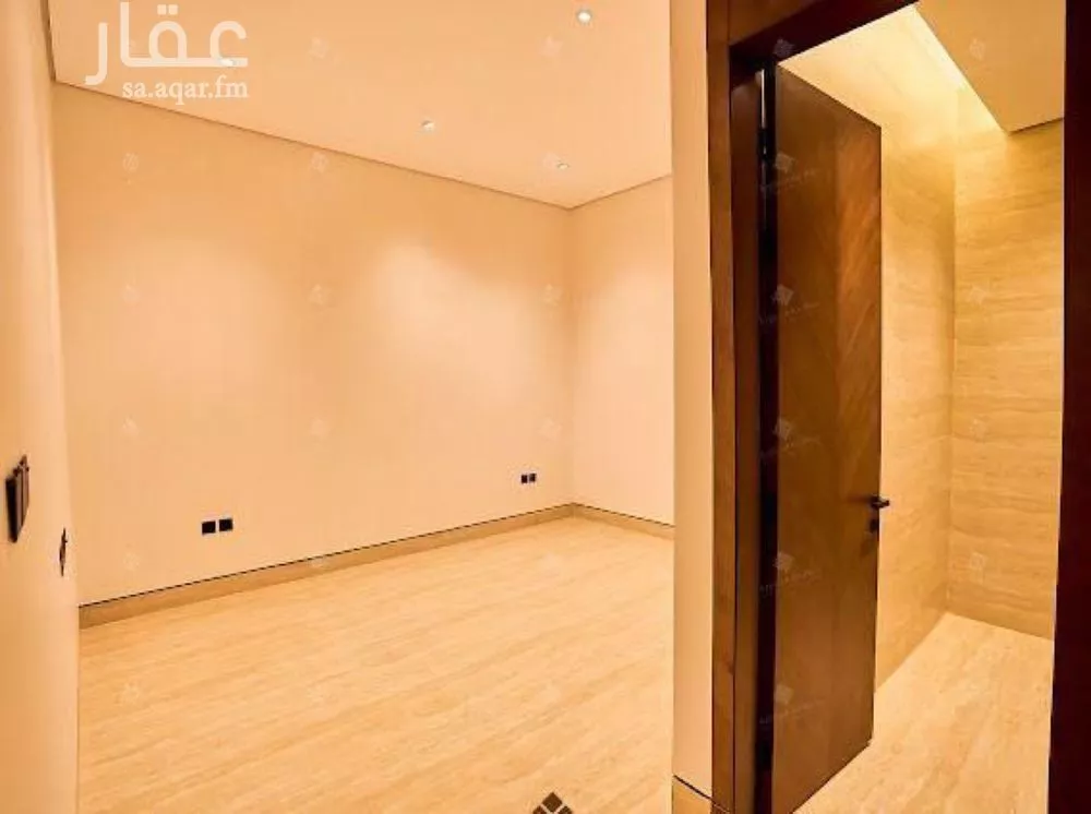5 bedroom villa in Al Mahdiyyah 21