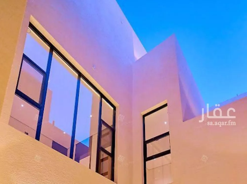 5 bedroom villa in Al Mahdiyyah 4
