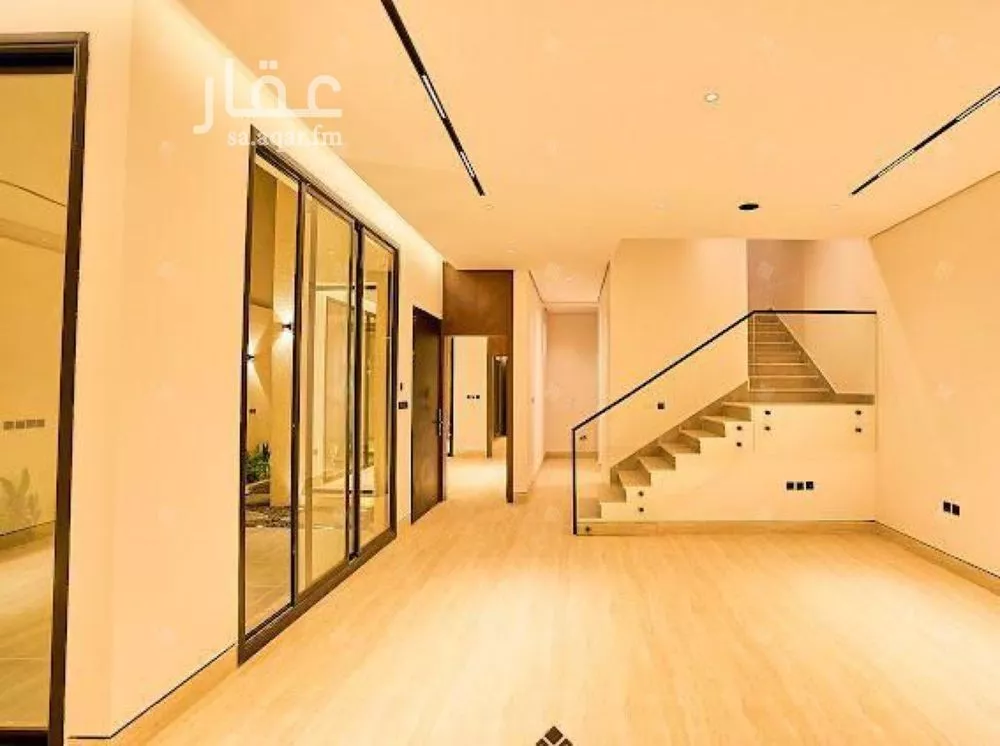 5 bedroom villa in Al Mahdiyyah 8
