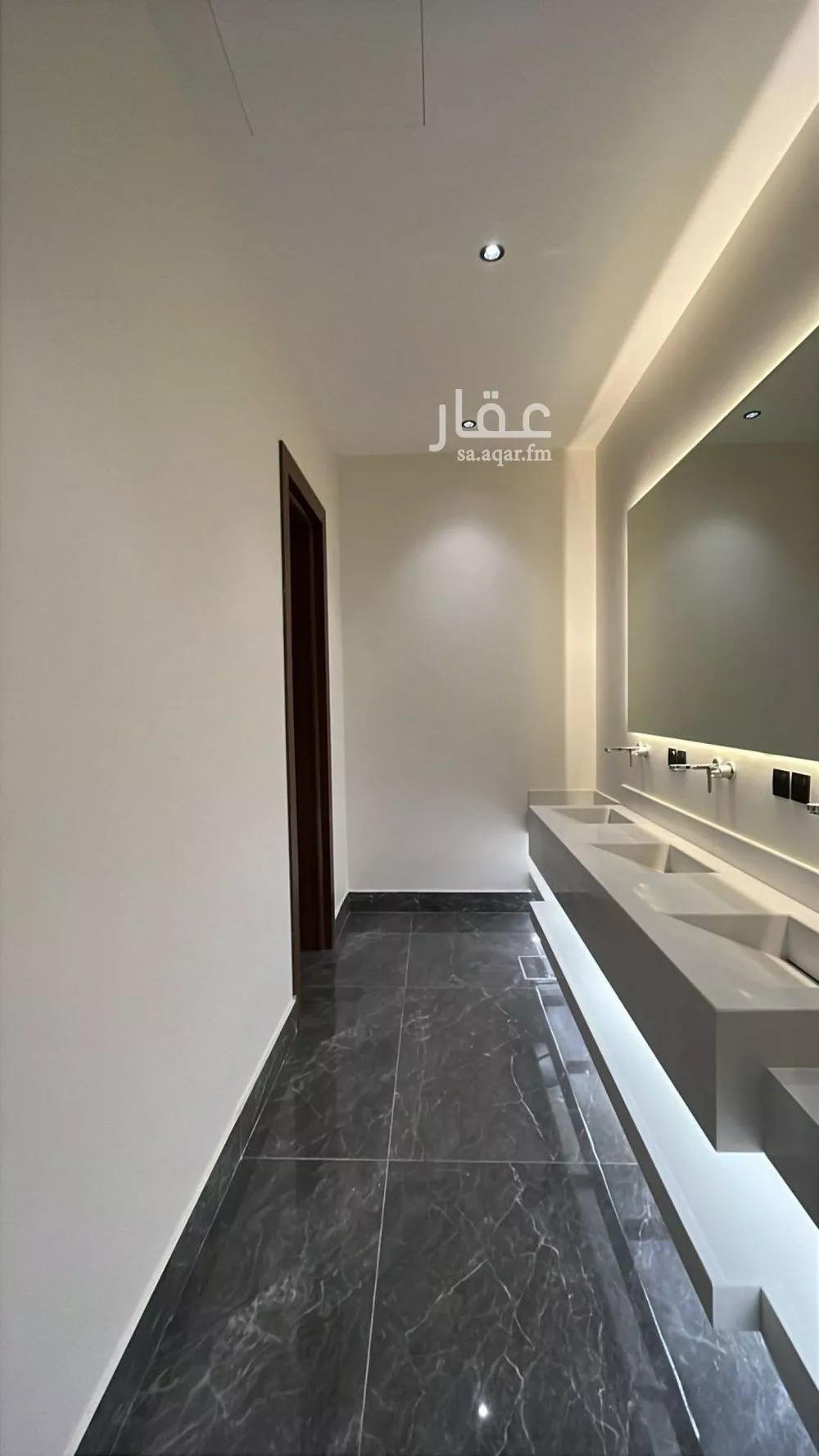 6 bedroom villa in Al Mahdiyyah 9
