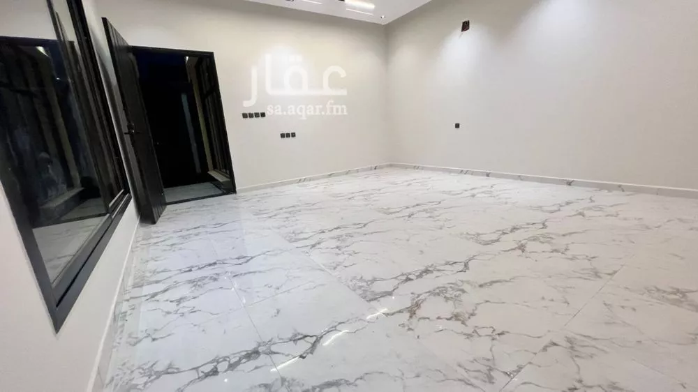 5 bedroom villa in Tuwaiq 23