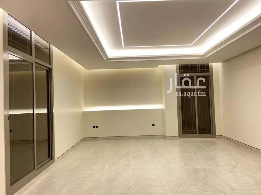 5 bedroom villa in Al Mahdiyyah 21