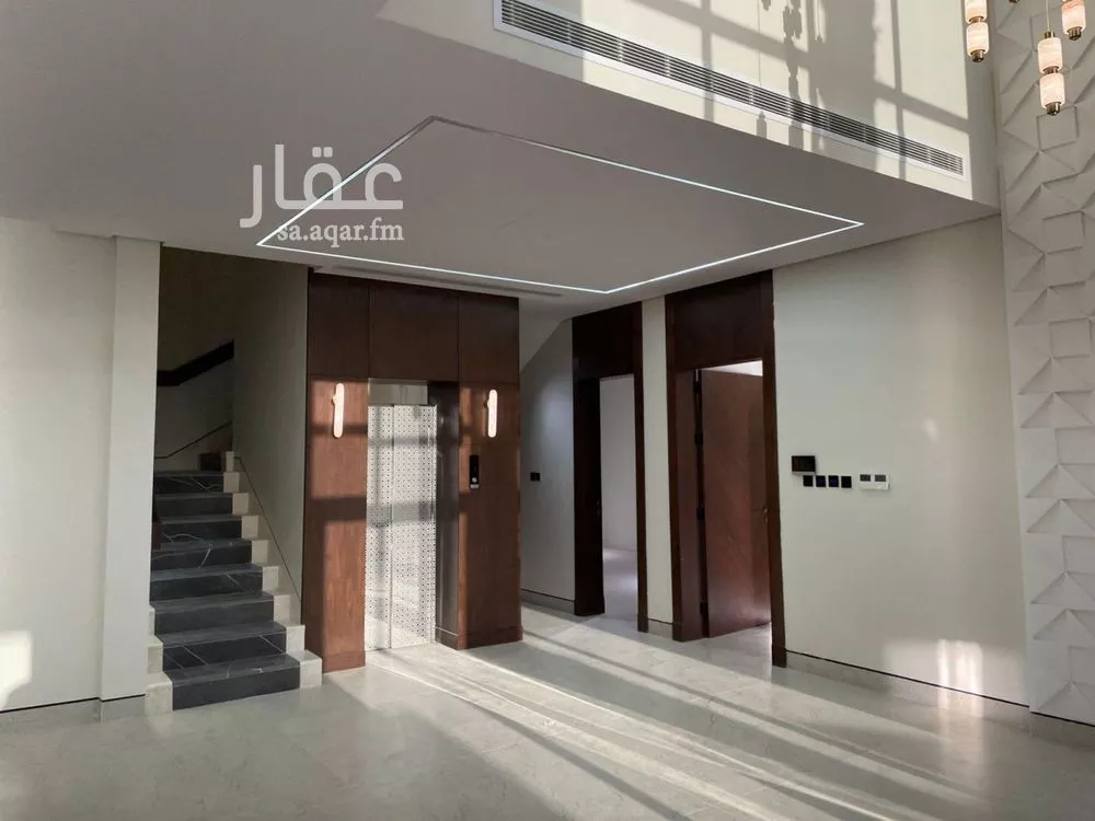 5 bedroom villa in Al Mahdiyyah 7