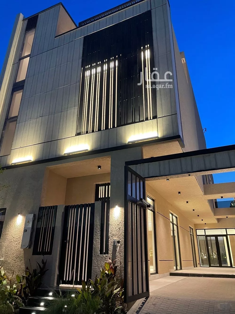 6 bedroom villa in Al Mahdiyyah 2