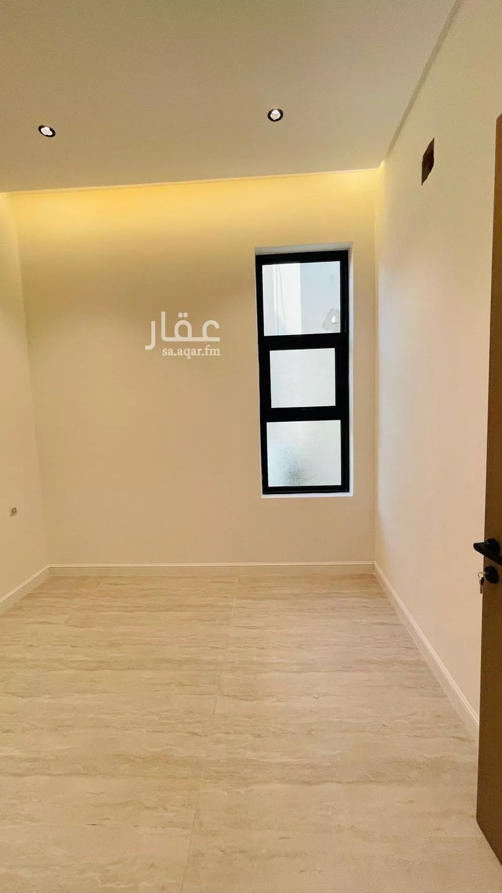 فيلا 4 غرف في السويدي الغربي 7