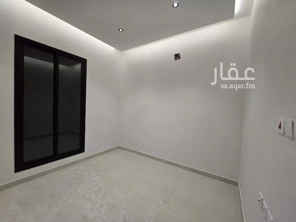 5 bedroom villa in Okaz 10