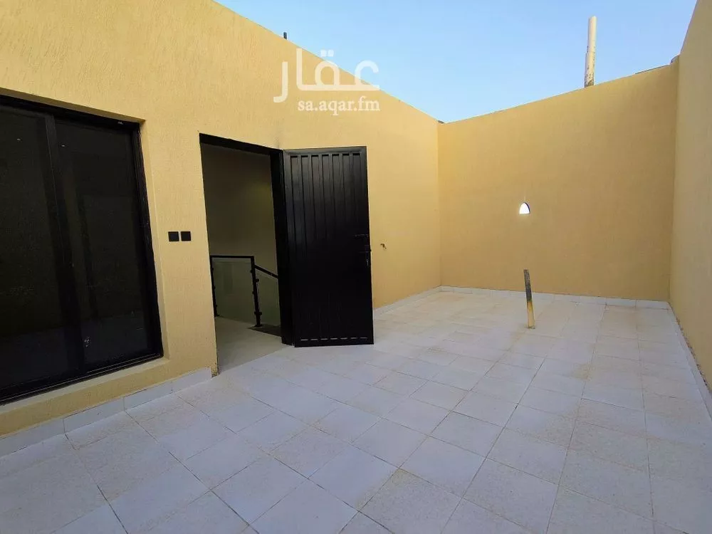 6 bedroom villa in Okaz 15