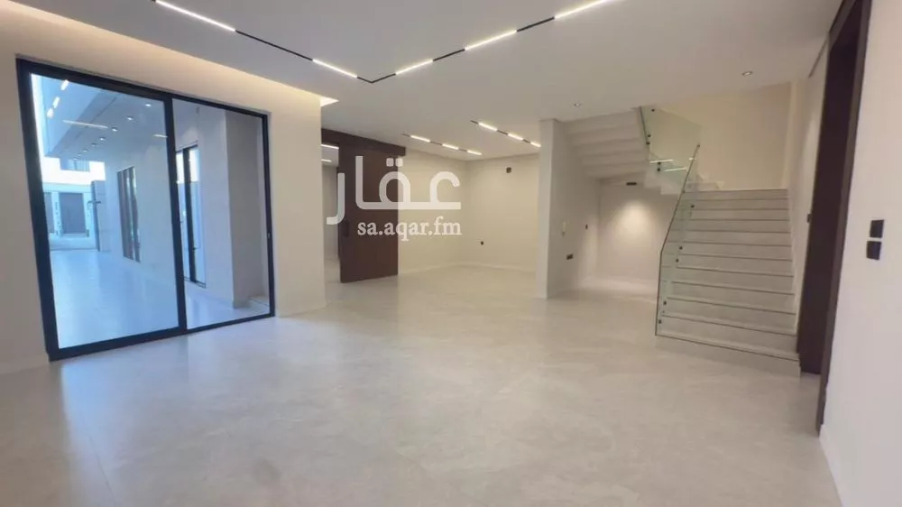 فيلا 5 غرف في الجنادرية 15