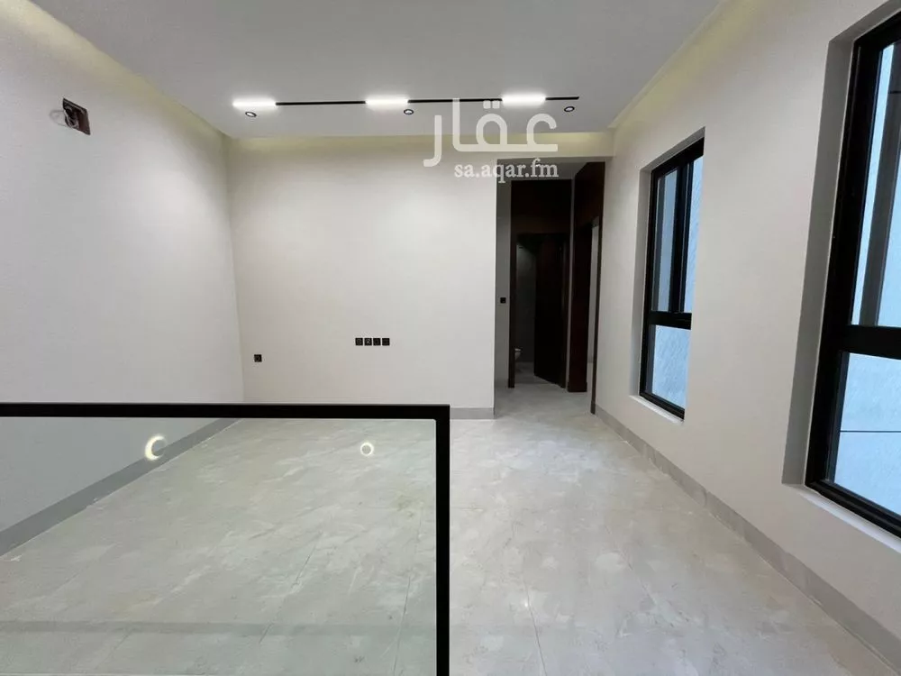 5 bedroom villa in Al Mahdiyyah 4