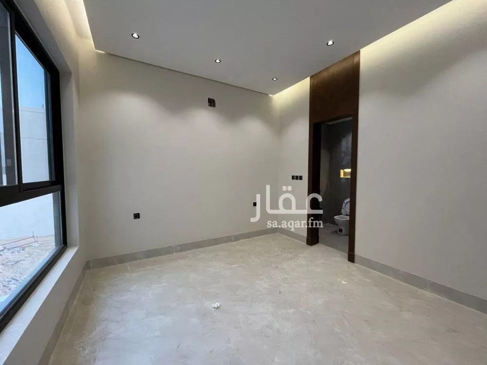 5 bedroom villa in Al Mahdiyyah 10