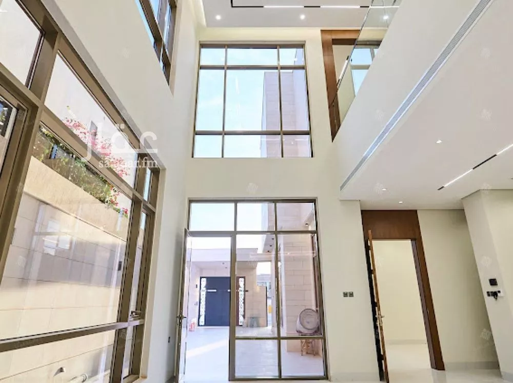 5 bedroom villa in Al Mahdiyyah 14