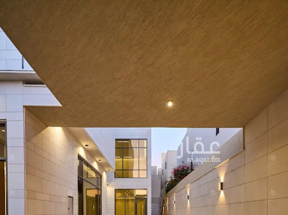 5 bedroom villa in Al Mahdiyyah 5