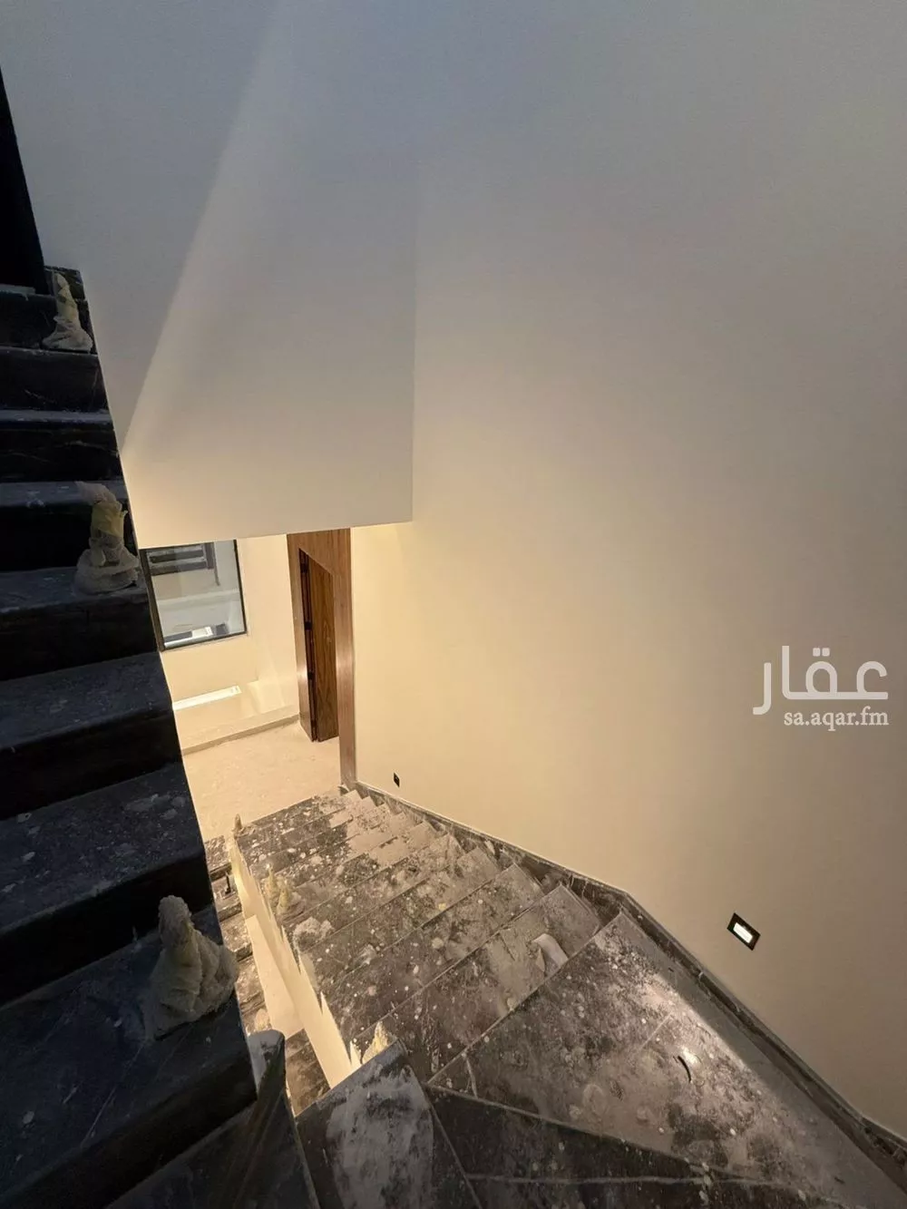 4 bedroom villa in Al Aridh 9