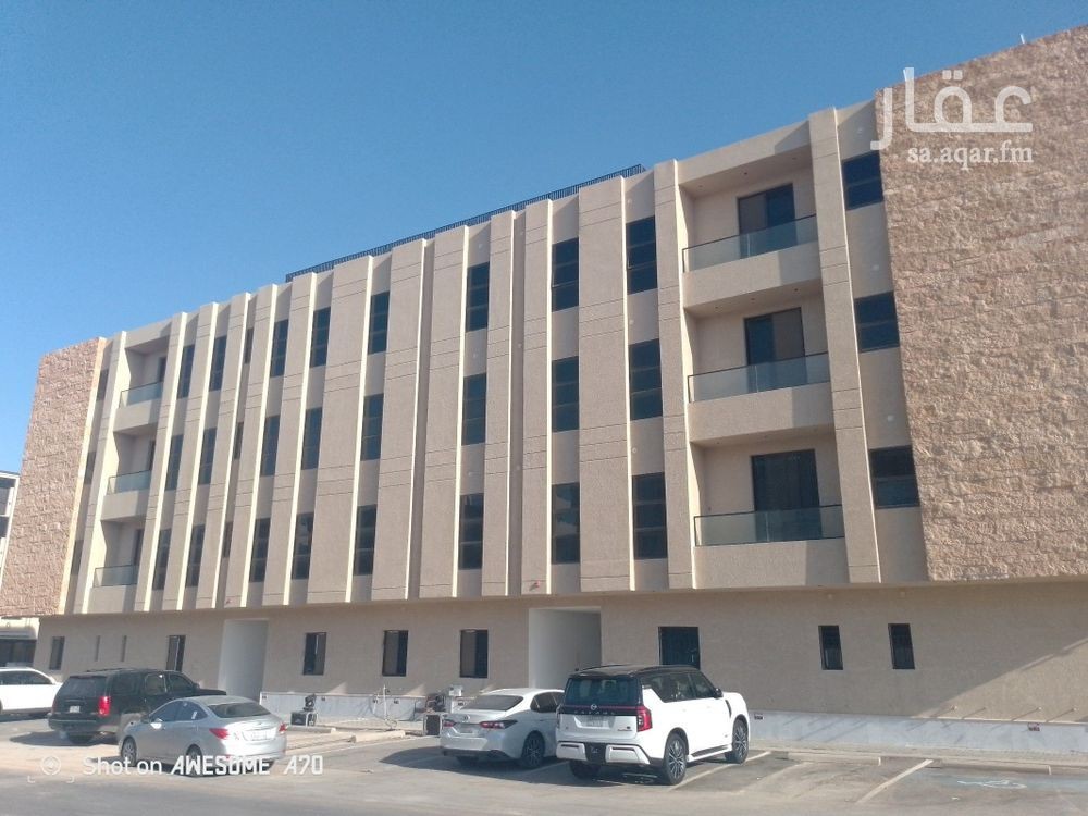 3 bedroom apartment in Tuwaiq, Riyadh 2
