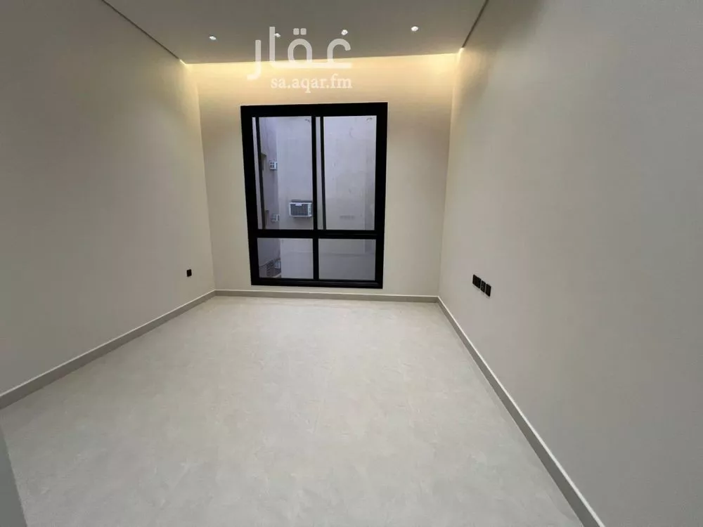 6 bedroom villa in Dhahrat Laban 8