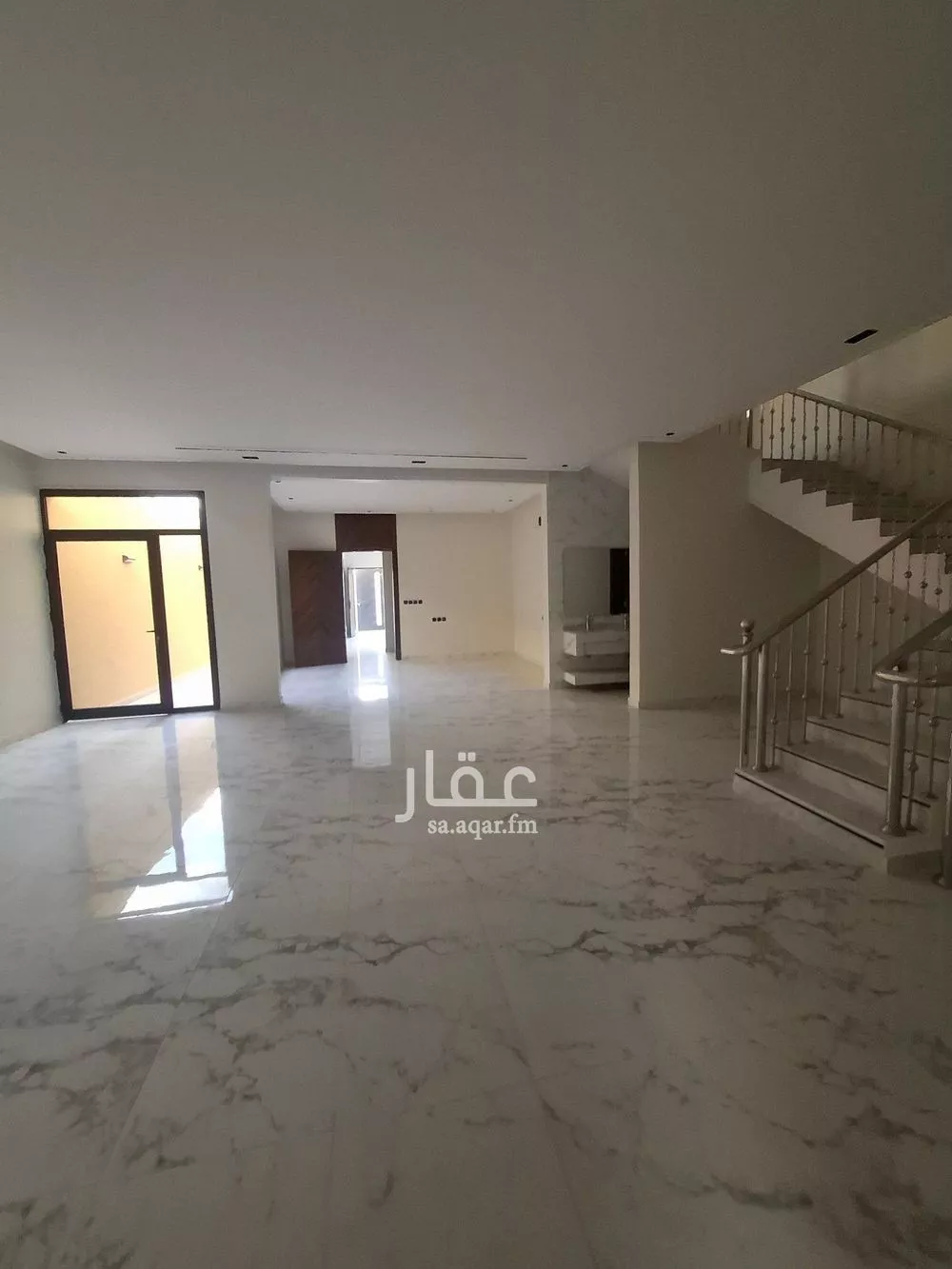 6 bedroom apartment in Tuwaiq 11