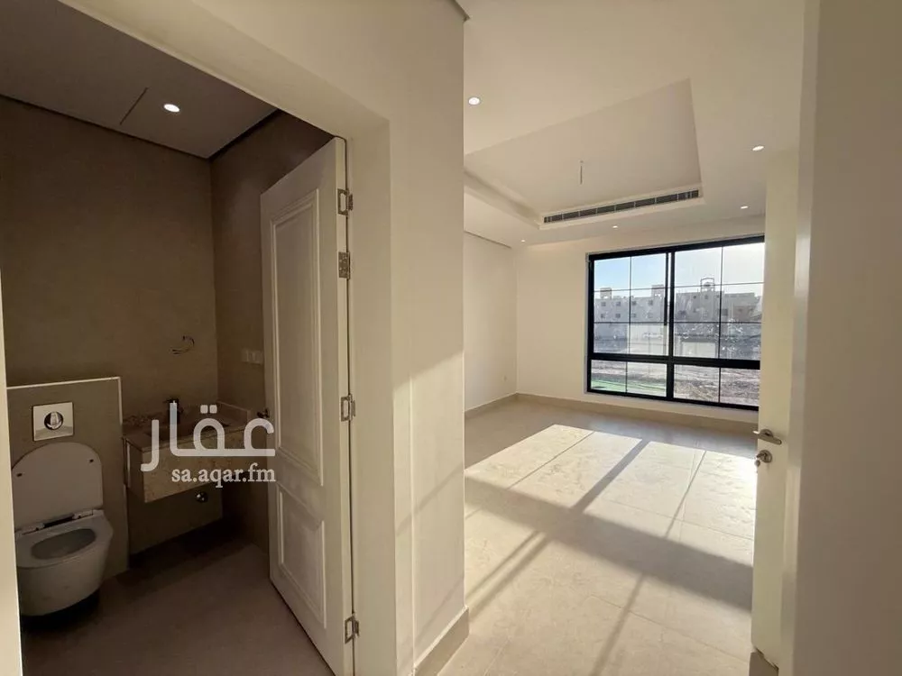 6 bedroom villa in Al Mahdiyyah 11