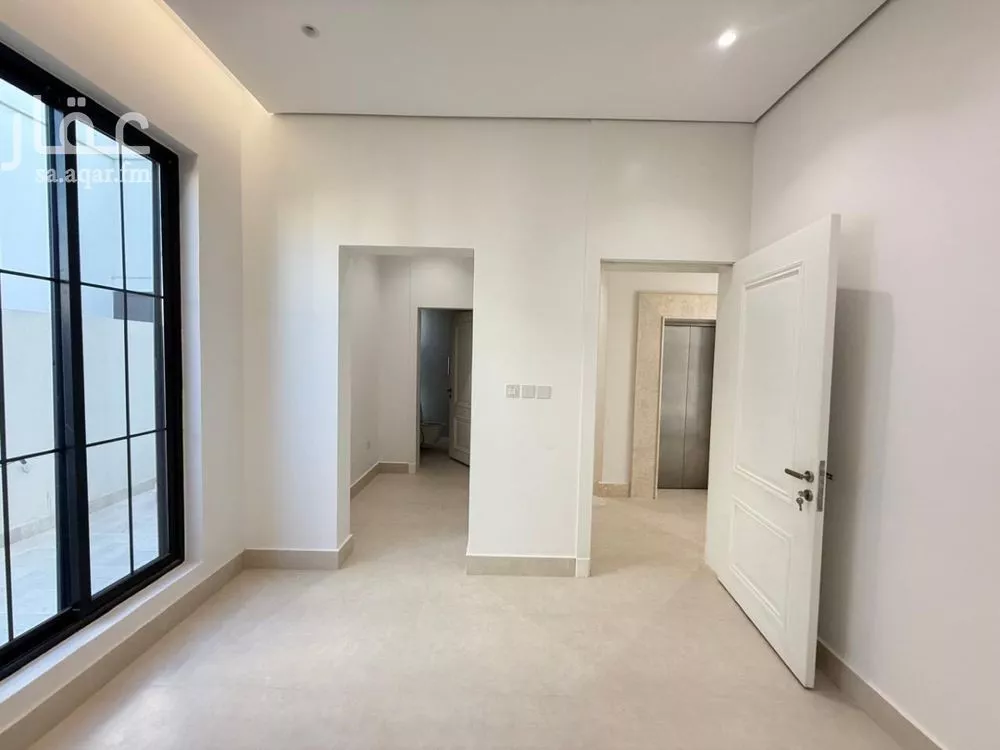 6 bedroom villa in Al Mahdiyyah 7