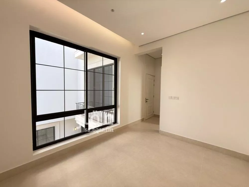 6 bedroom villa in Al Mahdiyyah 10
