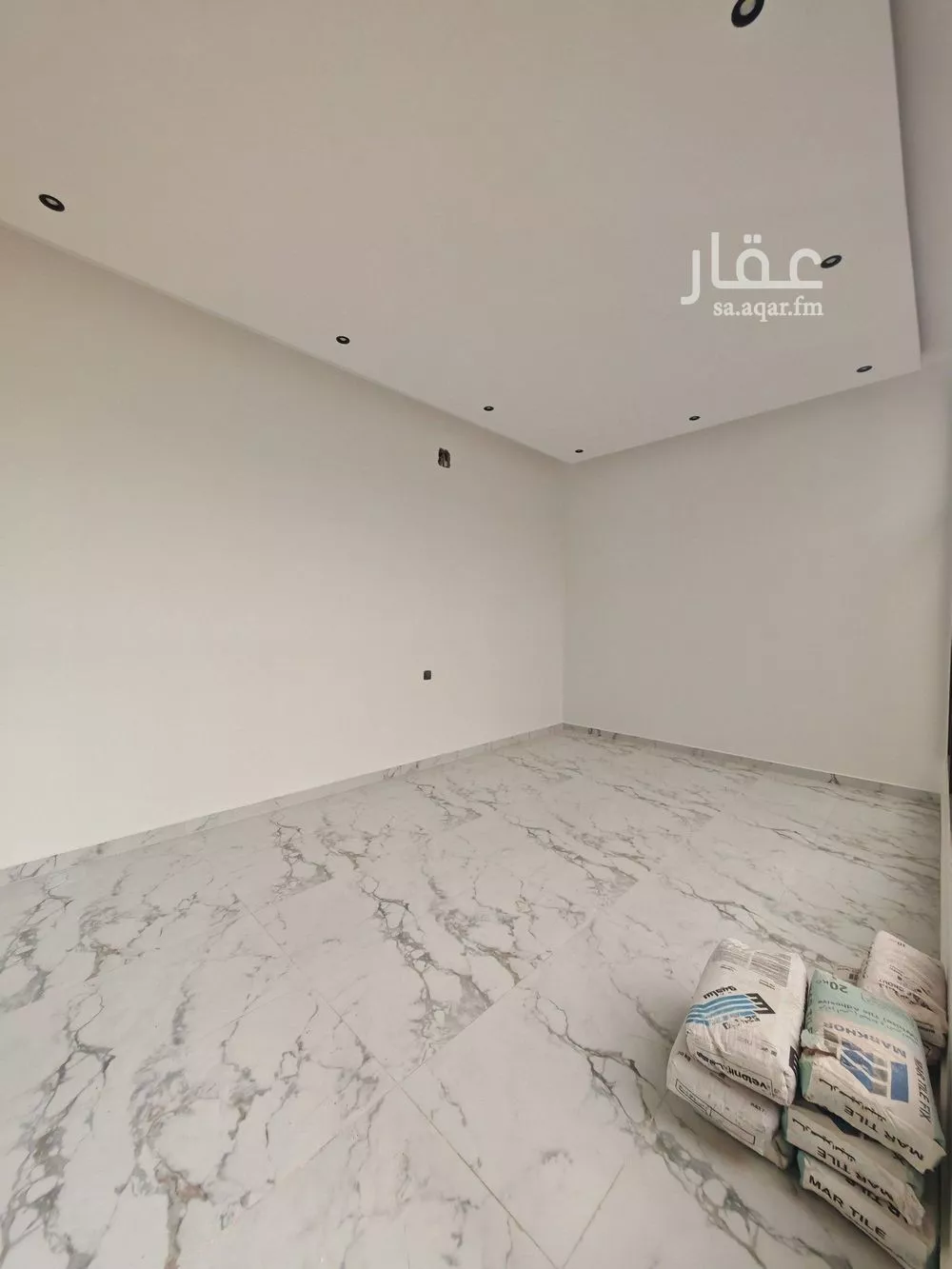 6 bedroom villa in Tuwaiq 8