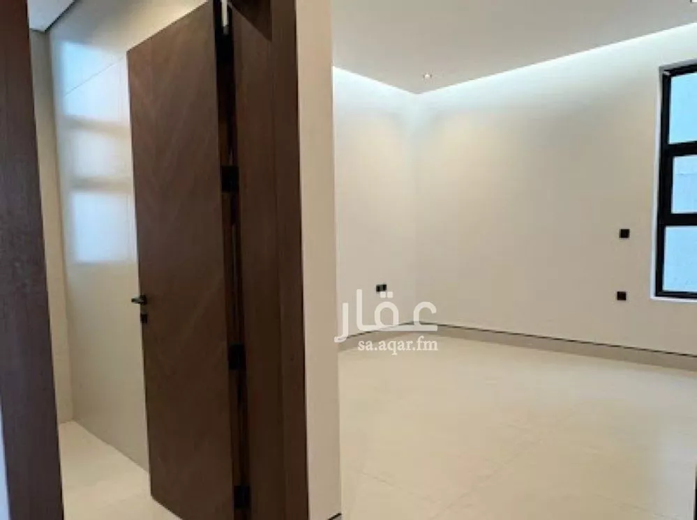 6 bedroom villa in Al Mahdiyyah 11