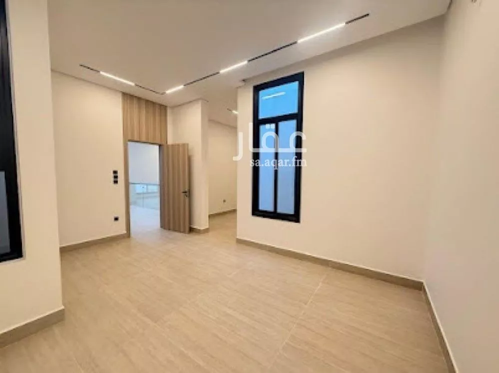 5 bedroom villa in Al Mahdiyyah 23