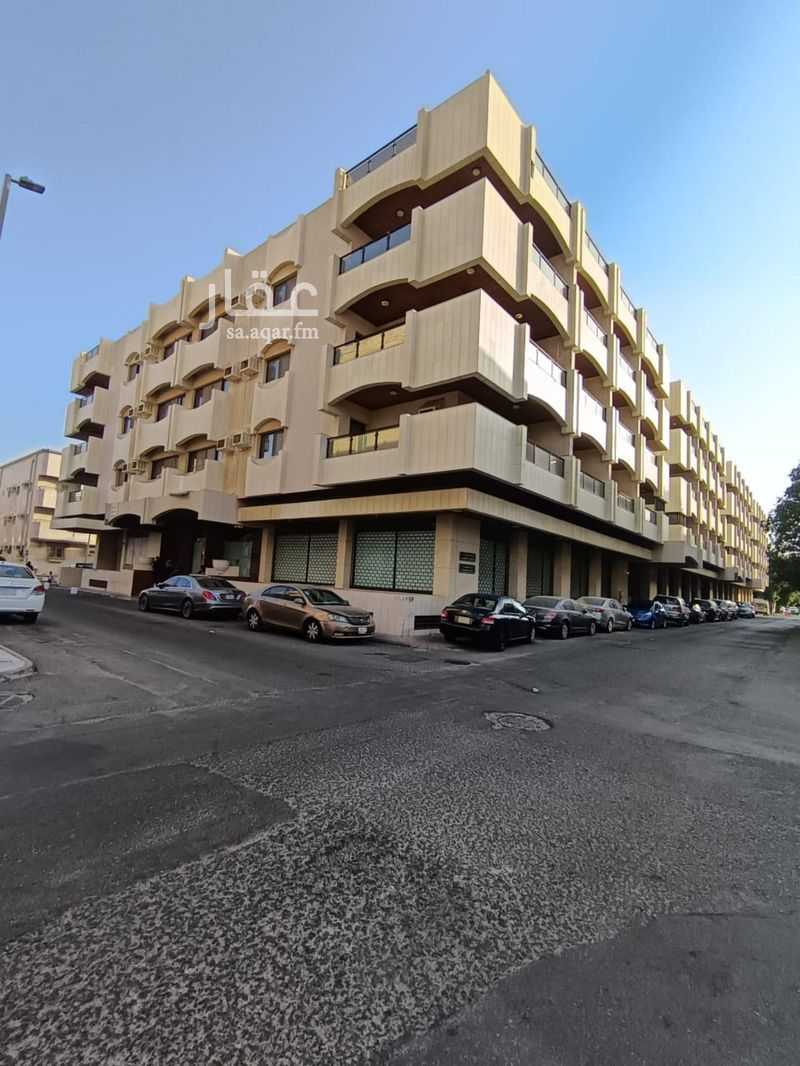 2 bedroom apartment in Al Aziziyah, Jeddah 3