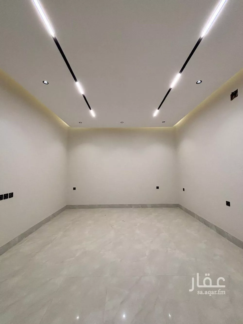 5 bedroom villa in Al Mahdiyyah 4