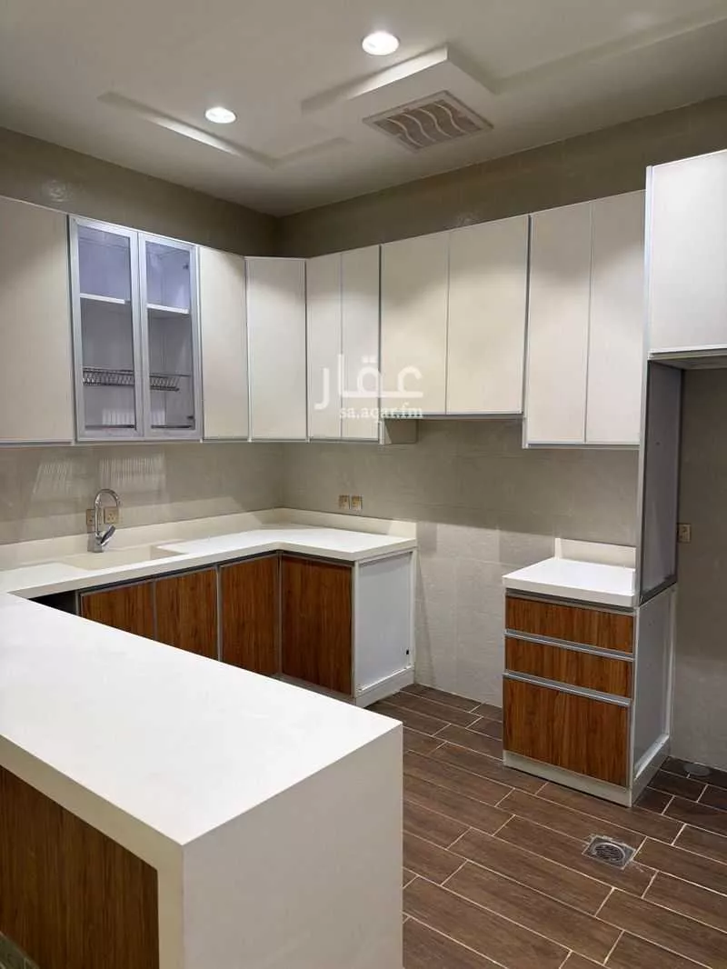 3 bedroom apartment in Al Wurud, Jeddah 10