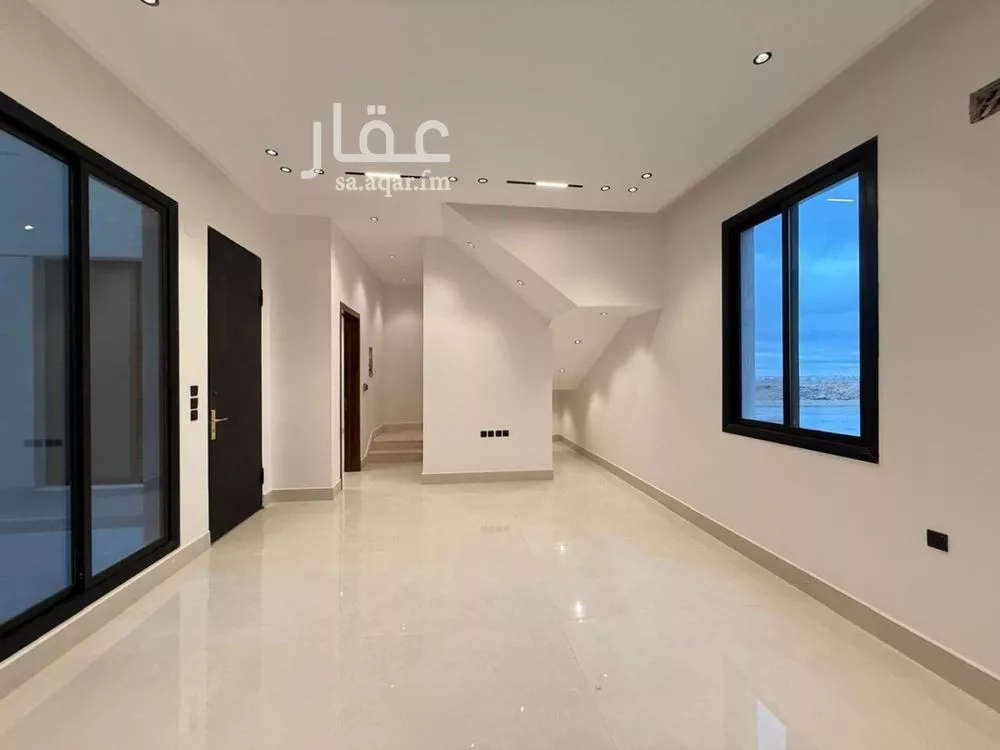 فيلا 6 غرف في المهدية 8