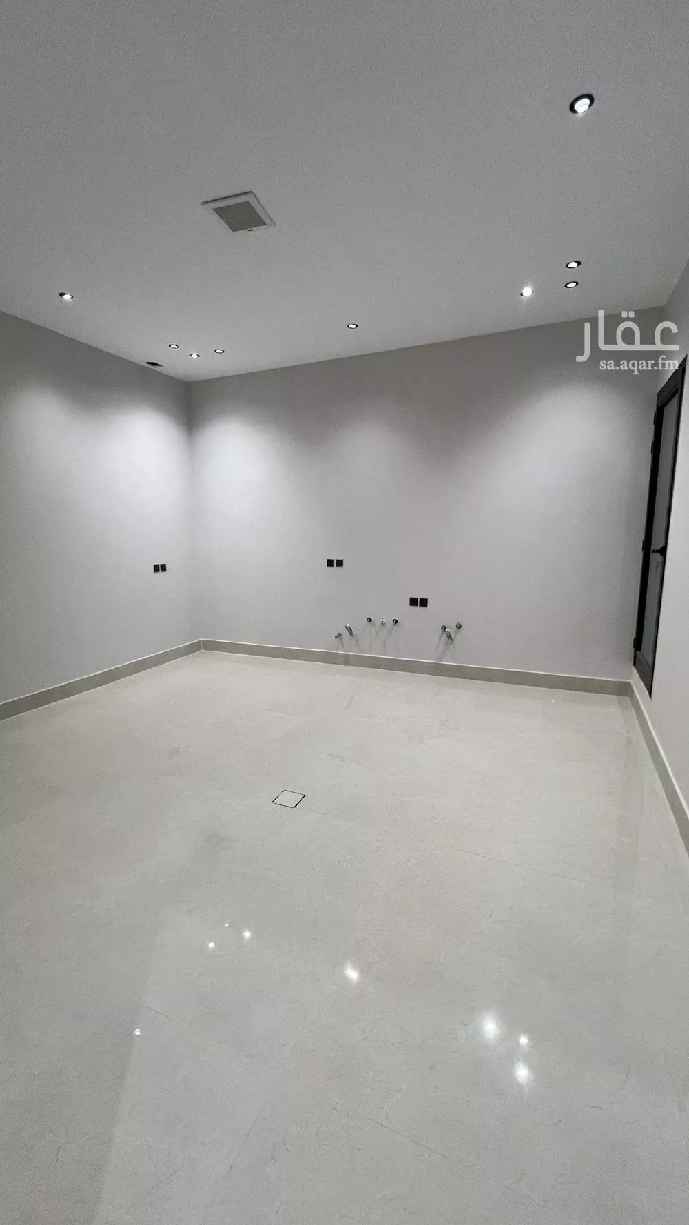 6 bedroom villa in Al Mahdiyyah 16