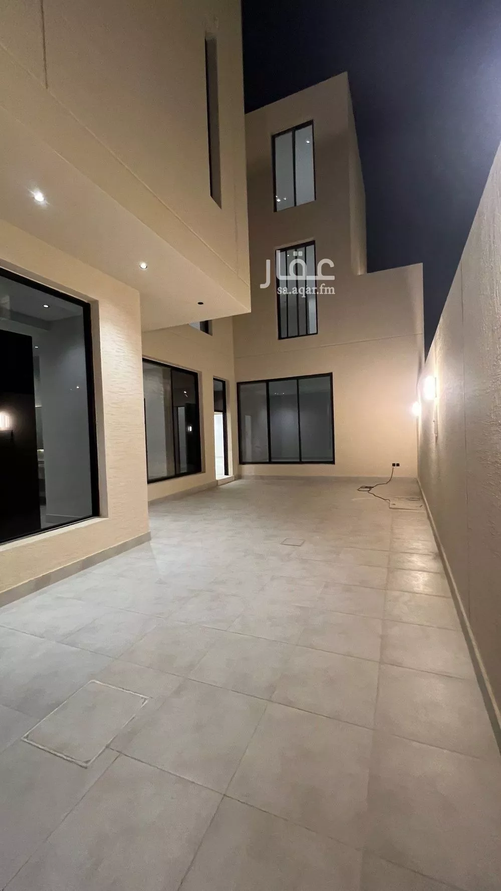 6 bedroom villa in Al Mahdiyyah 3
