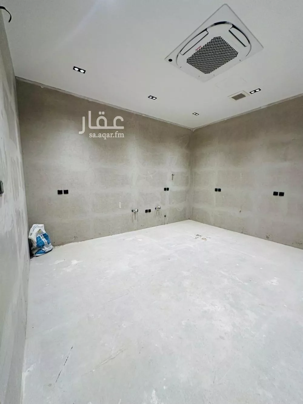 6 bedroom villa in Al Munsiyah 14