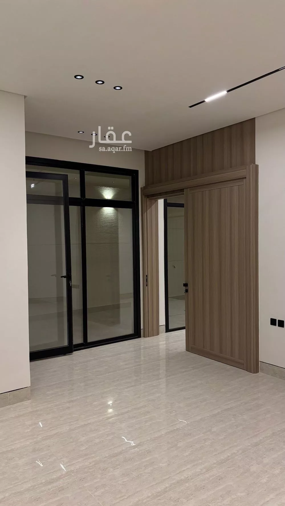 6 bedroom villa in Al Mahdiyyah 3