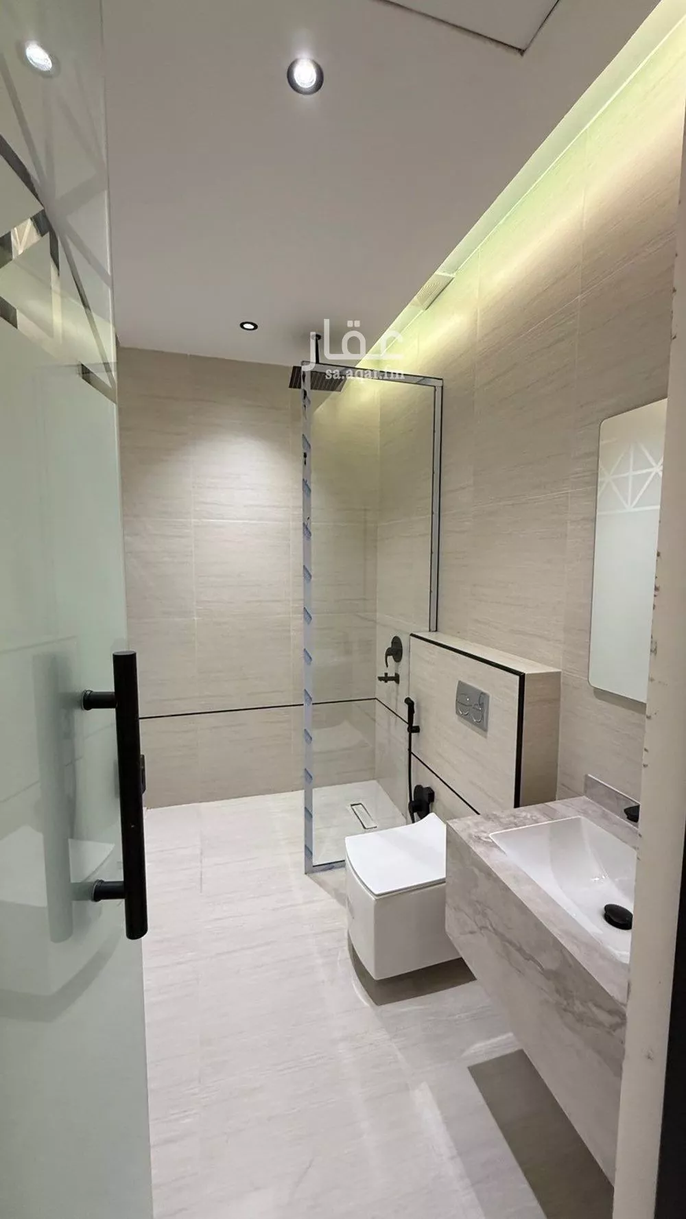 6 bedroom villa in Al Mahdiyyah 20