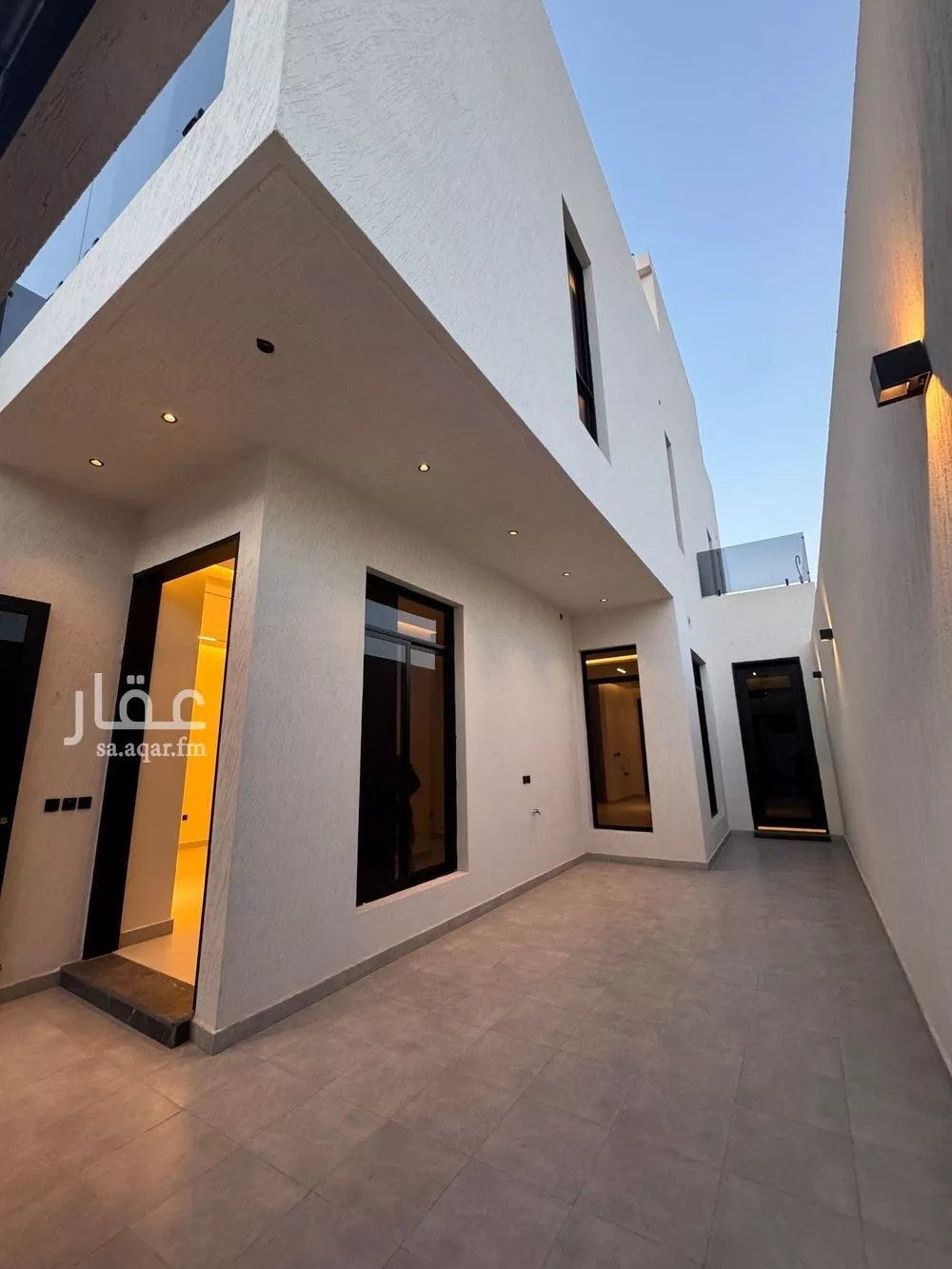 5 bedroom villa in Al Mahdiyyah 3