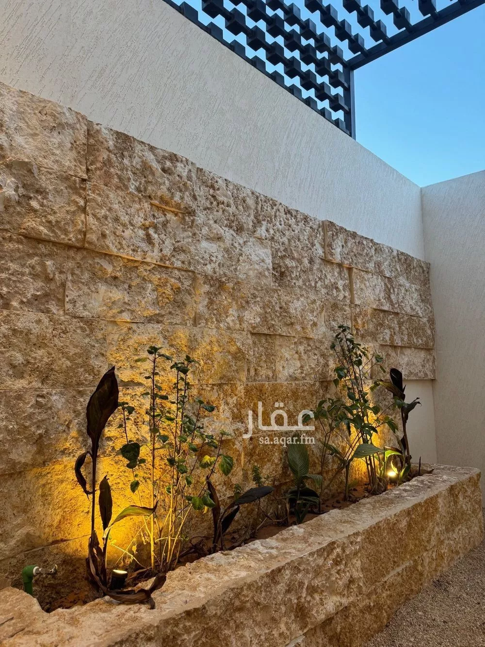 5 bedroom villa in Al Mahdiyyah 6